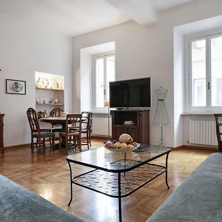 Trevi Fountain Apartment Rome Exterior photo